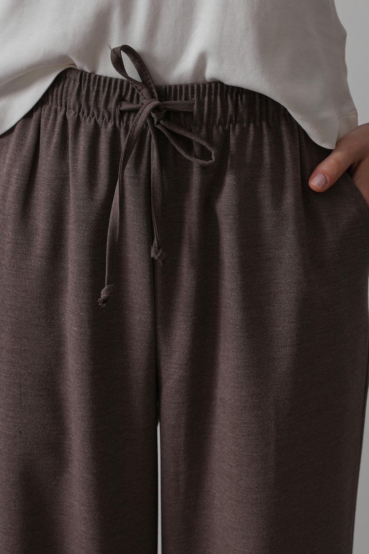 Yarım Lastikli Bol Paça Pantolon